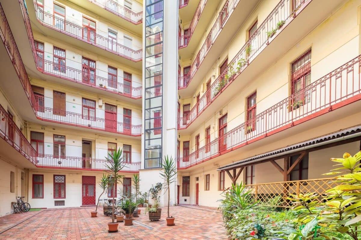 - Cute And Comfy Appartement